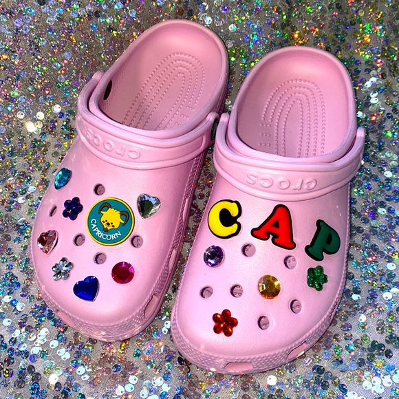 CROCS Accessories - ♑️ Capricorn 15 Piece Crocs Charm Zodiac Set